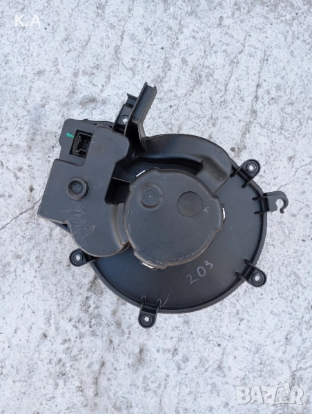 Вентилатор парно Mercedes Benz w203, снимка 1