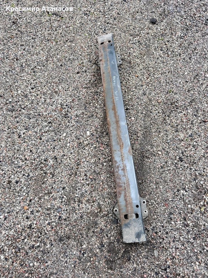 Основа задна броня за Тойота корола версо. 2004-2009г, снимка 1