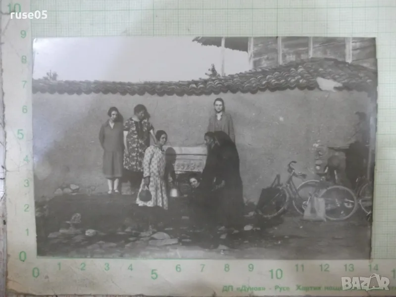 Снимка стара за вода на чешмата с велосипеди, снимка 1