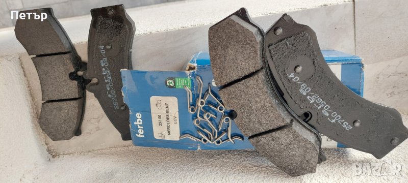 Нови накладки мерцедес 4бр., снимка 1