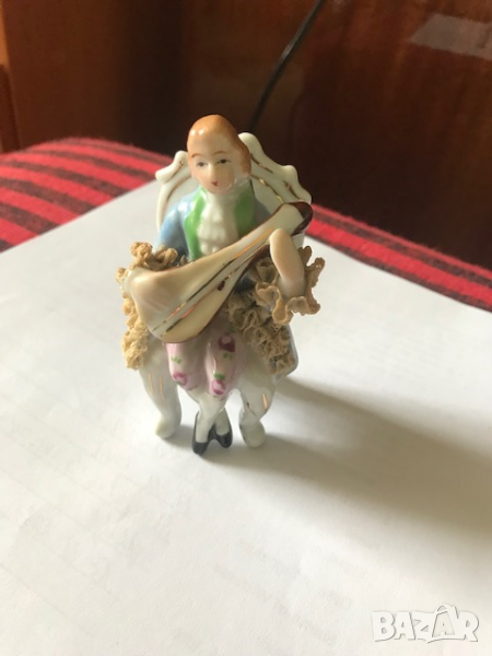 Порцеланова фигурка "Музикант" , снимка 1