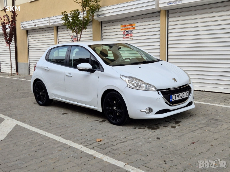 Peugeot 208 1.6HDI 92HP, снимка 1