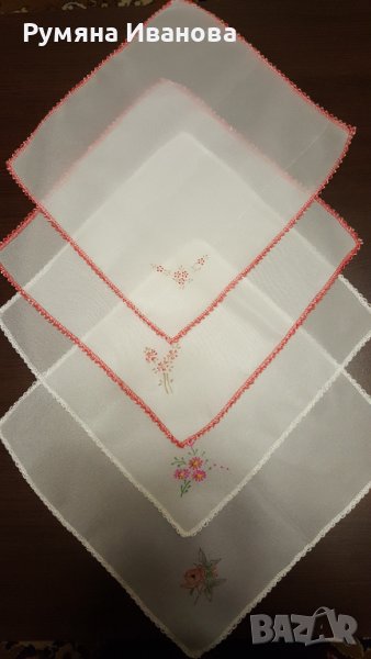 Български копринени кърпички, снимка 1