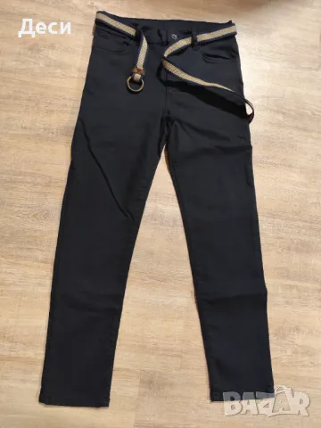 черен панталон,тип дънки 