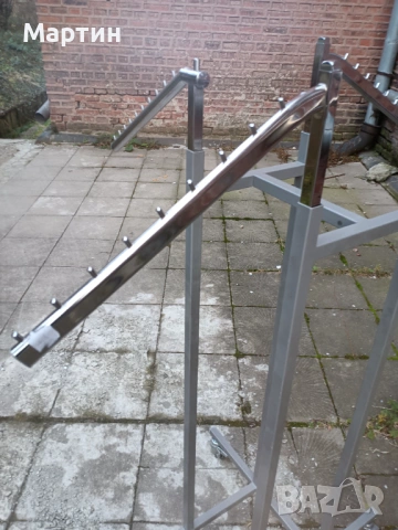 Щендери,кошове за дрехи и куки, снимка 2 - Стелажи и щандове - 53140952