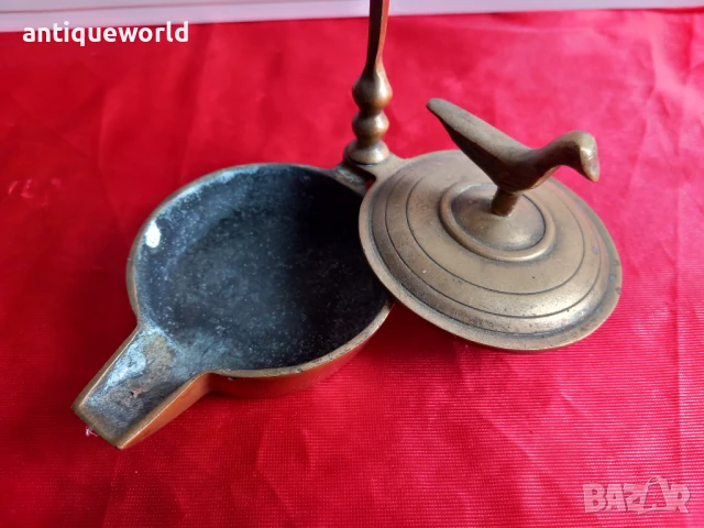 Стара Османска Бронзова Маслена Лампа с Птица, снимка 3 - Антикварни и старинни предмети - 51211533