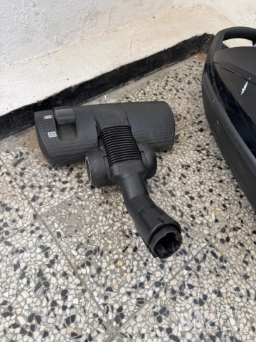 Прахосмукачка с Торба Siemens Q 5.0, VSQ5X1230/10, 850W, Extreme SilencePower!, снимка 4 - Прахосмукачки - 52536204