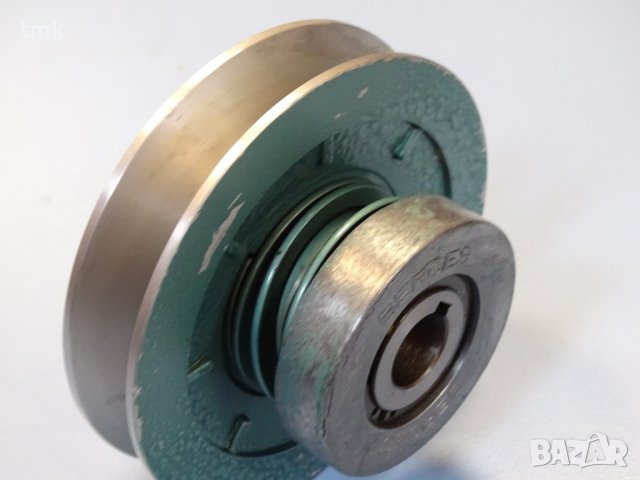 Вариаторна шайба Berges F100B variable speed pulley Ф120/Ф19, снимка 7 - Резервни части за машини - 42365025