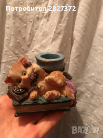 Продавам прекрасни дървени фигури на котка и птичка коте стойка за моливи 