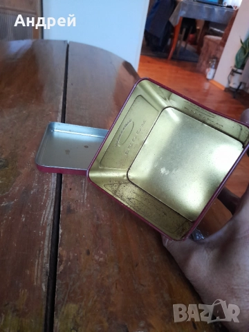 Стара метална кутия Dannemann Mods, снимка 3 - Други ценни предмети - 52216578