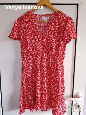 Аmisu червена рокля на бели цветчета , снимка 2 - Рокли - 50044711