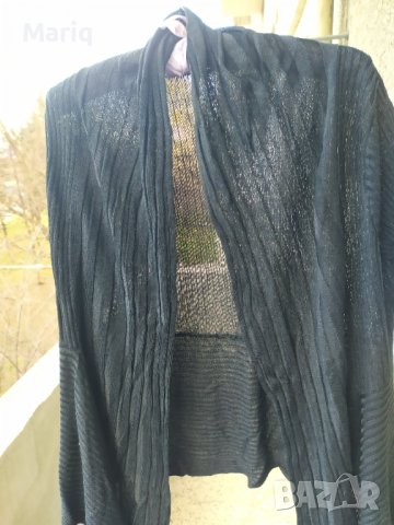 Машинно плетена черна жилетка с разчупени форми + подарък блузка, снимка 6 - Жилетки - 39556666