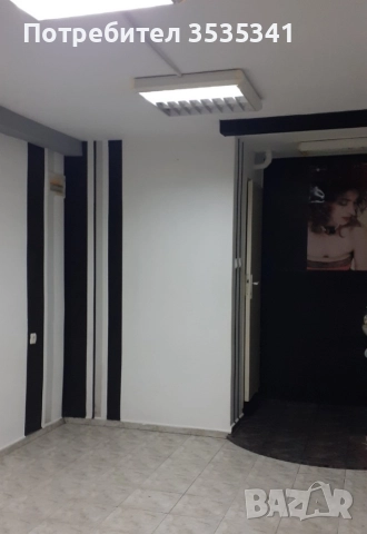 Давам под наем помещение 20кв.м.зад Централна поща партер , снимка 3 - Магазини - 52639482