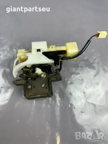 Брава Заден Капак за МАЗДА MAZDA 323F , снимка 2 - Части - 49597192