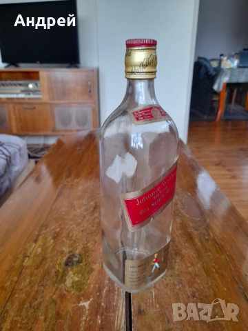 Стара бутилка Johnnie Walker #3, снимка 2 - Други ценни предмети - 51979069
