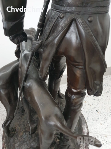 77см-43кг Moreau статуетка-композиция/голяма стара френска скулптура/фигура на ловец с кучета-хрътки, снимка 10 - Статуетки - 53483466
