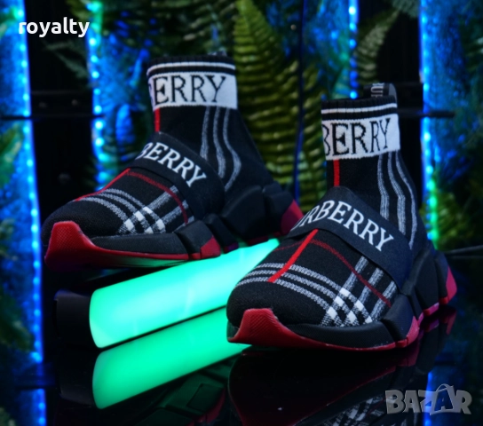 Унисекс Маратонки Burberry Цвят Черно, снимка 2 - Маратонки - 51940382