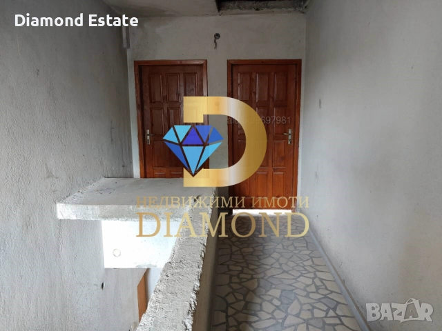 Двуетажна къща в село Дълбок извор, общ. Първомай, снимка 13 - Къщи - 47713160