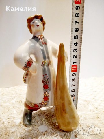 Порцеланова фигура , снимка 2 - Статуетки - 38755544