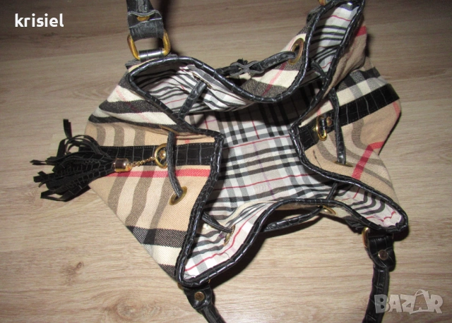 BURBERRY ЧАНТА, снимка 5 - Чанти - 53795188