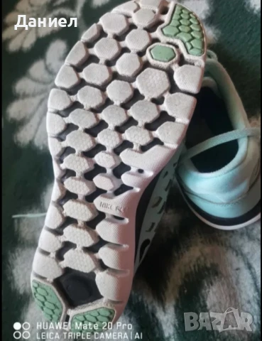 Дамски маратонки Nike 39 номер, снимка 5 - Маратонки - 51015421