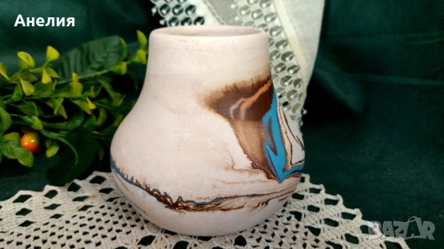 Ваза с история Nemadji, снимка 2 - Вази - 51396365