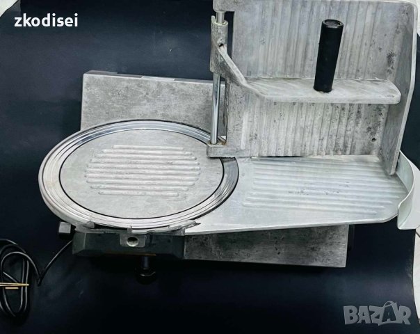 Слайс машина CELME FA250, снимка 3 - Чопъри и пасатори - 41534492