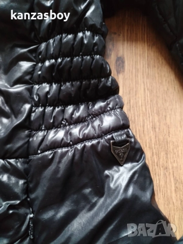 Guess - страхотно дамско яке S, снимка 7 - Якета - 52458529