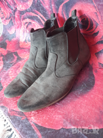 Унисекс Маслено сиви велурени боти 44 номер