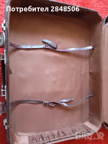 Продавам куфар от естествена кожа , изключително запазен. Размери 55,5 /42,5/ 17см., снимка 7 - Куфари - 49225480