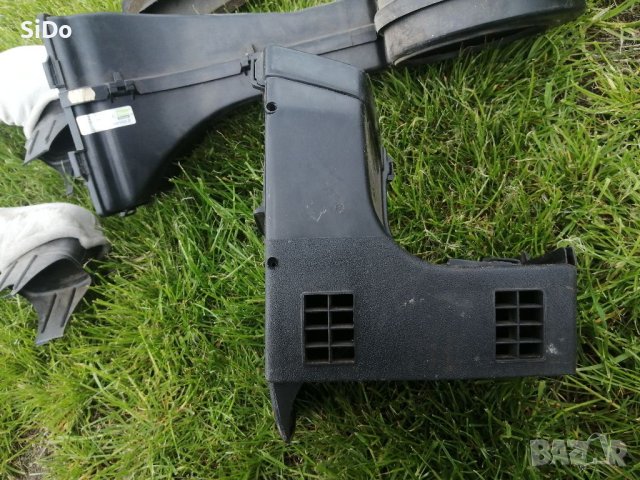 Оригинални въздуховоди за парното, при таблото за Голф 2!, снимка 4 - Части - 40401667