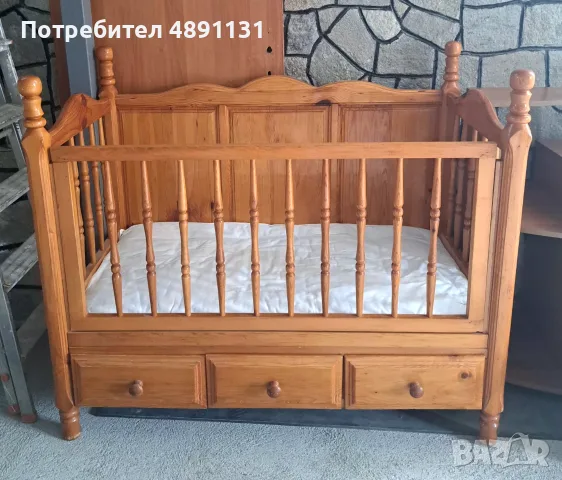 Дървена бебешка кошара с 3 чекмеджета – масивно дърво