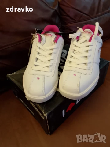 Дамски маратонки LANDO /Нови- естествена кожа / n -40, снимка 2 - Маратонки - 50680773