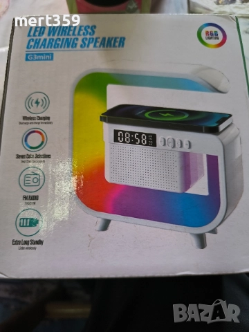 RGB LED лампа с безжично зареждане Bluetooth високоговорител