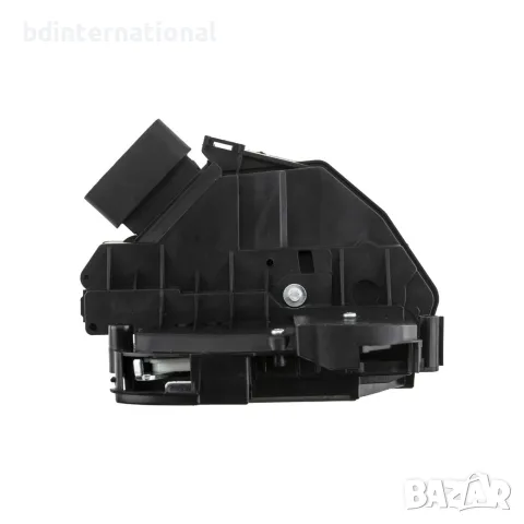 Брава за предна лява врата, Ford Fiesta Mk7, снимка 3 - Части - 56062579