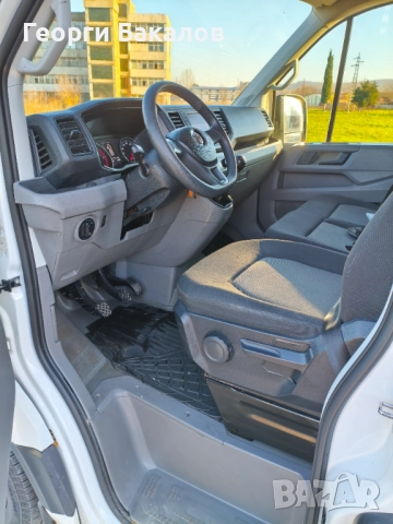 Volkswagen Crafter 2. 0 TDI  140 к. с. от 2017, снимка 9 - Бусове и автобуси - 52816605