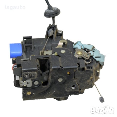 Брава предна дясна врата Volkswagen Touran I 2003-2010 ID:106024, снимка 2 - Части - 41540456