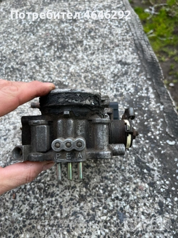 Дроселова клапа