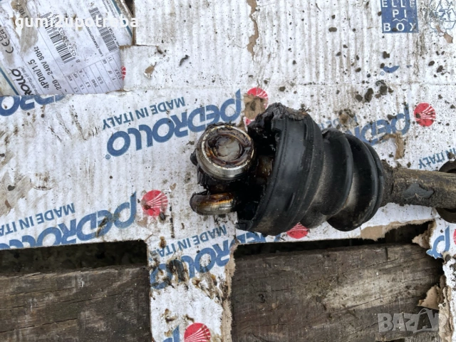 Предна Лява Полуоска Mazda CX3 77kW 1.5дизел 2015, снимка 3 - Части - 53498098