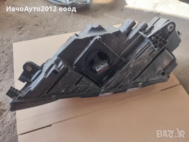 фар десен оригинален 5E1 941 018 E skoda octavia 18-23, снимка 3 - Части - 50036465