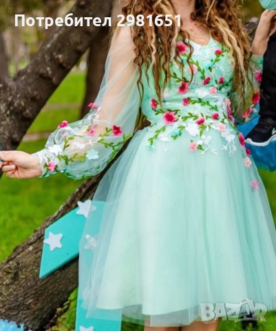 Уникална рокля с 3Д цветя, снимка 4 - Рокли - 52444041