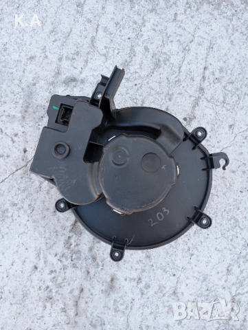 Вентилатор парно Mercedes Benz w203