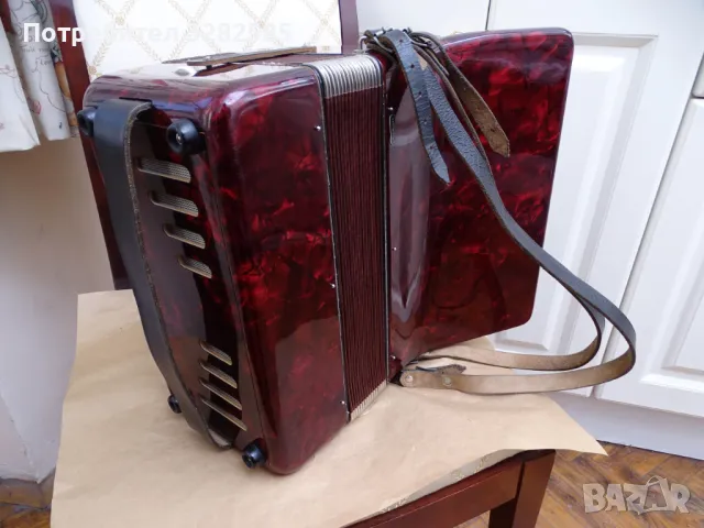 Акордеон Велтмайстер 40 баса, снимка 14 - Акордеони - 49400037