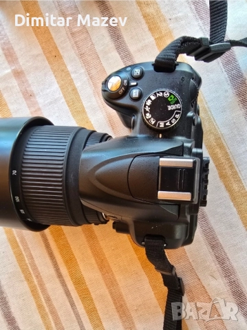 Фотоапарат Nikon d3000 c три обектива отлично състояние, снимка 4 - Фотоапарати - 52482891