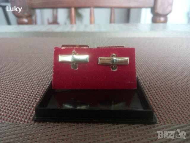 Продавам старинни и красиви,копчета за ръкавели .Обявената цена е за комплекта., снимка 3 - Колекции - 41338831