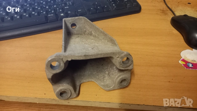 Конзола/лапа за скорости от ауди А4 и А6, Пасат В5 и В5.5 8D0 399 113 AB