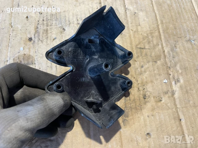 Предна Емблема на Бронята 71743-64R0 SUZUKI SX4 S-Cross JY 2018 998ccm, снимка 3 - Аксесоари и консумативи - 50556658