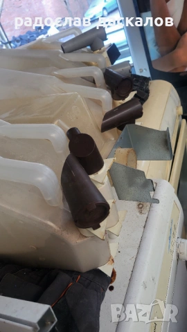 Кафе автомат като нов с монетник, снимка 7 - Кафемашини - 53567824