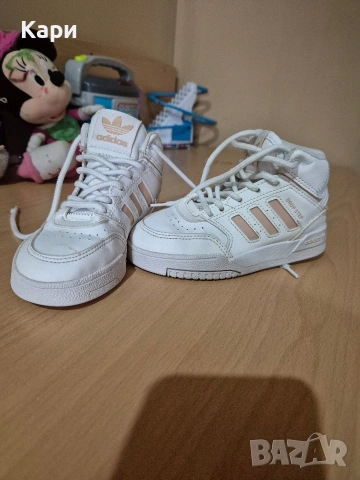 Оригинални Adidas 28 номер, снимка 4 - Детски маратонки - 53593258