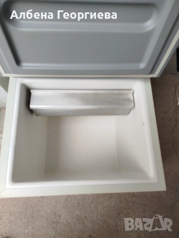 Хладилник COLEMAN 12/220V- GAZ , снимка 4 - Хладилни чанти - 53699748